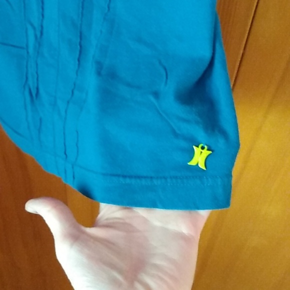 Hurley Tank Top - Picture 2 of 4